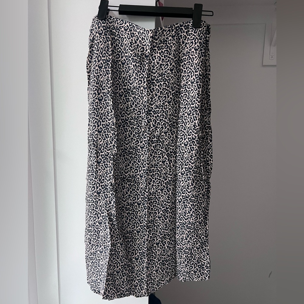American Eagle cheetah skirt